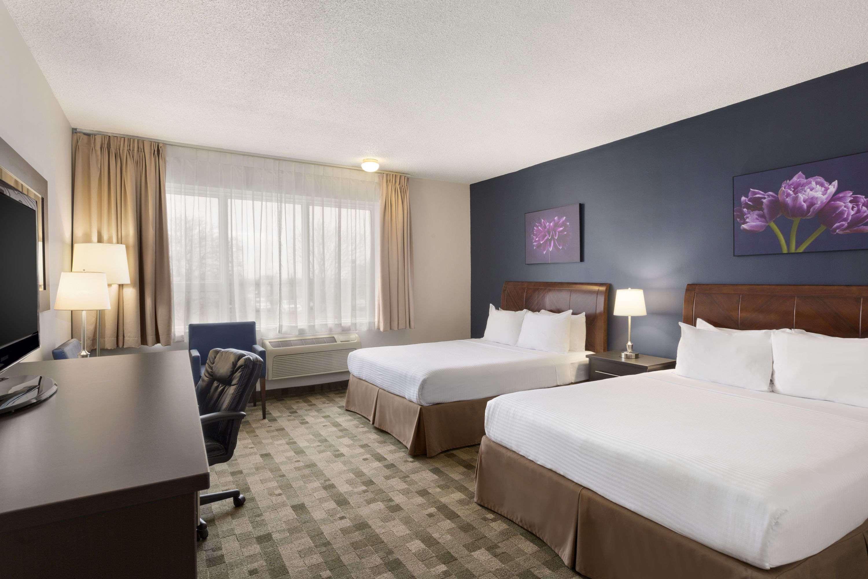 Days Inn By Wyndham Montreal Airport Conference Centre Dorval Eksteriør billede